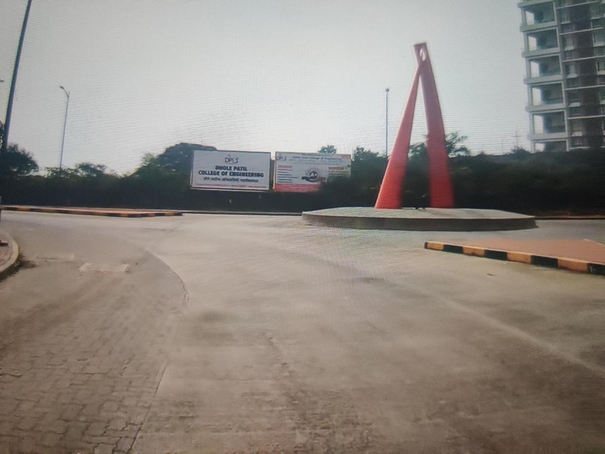 Pune Airport Eon Barclays Kharadi Luxe15 Suites Work Desks Eksteriør billede